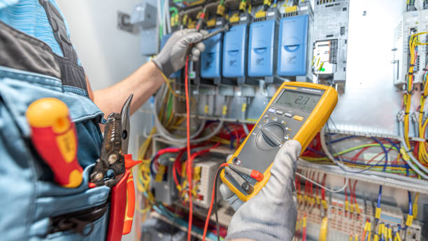Best Affordable Emergency Electrician  in Eagle Grove, IA
